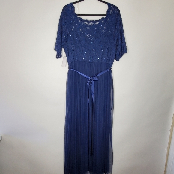 Candalite Women's Sequin Lace Maxi Dress Size 3X Lined Mesh Formal Gown NEW - Picture 6 of 16
